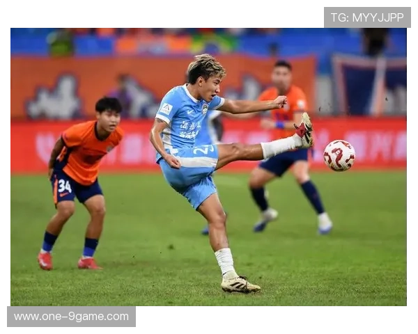 中超球星风采：聚焦中国足球顶尖球员的表现与未来发展