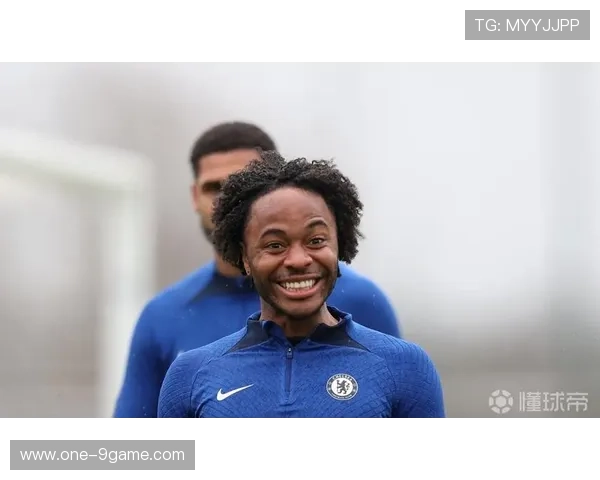 斯特林足球生涯回顾：从切尔西到曼城的光辉历程与成就