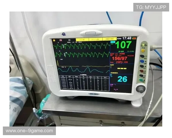足球场上九位球星猝死背后的真相与警示：从心脏骤停到生命脆弱的警钟