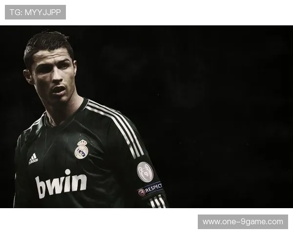 足球明星黑金卡价值暴涨！